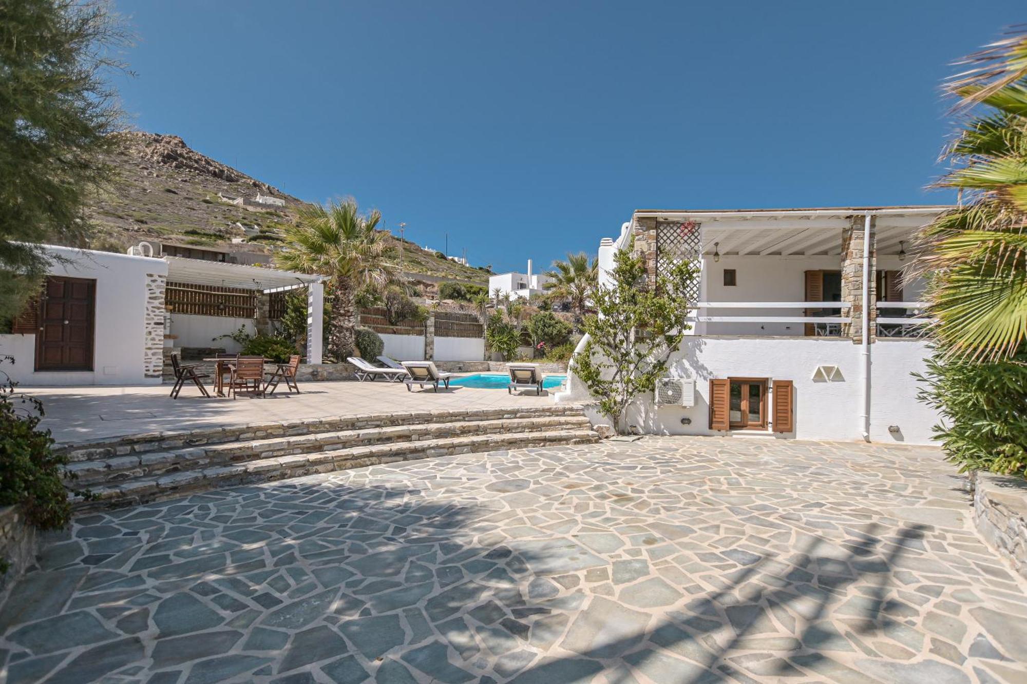 4 Bedroom Villa Valerie With Private Swimming Pool Стелида Экстерьер фото