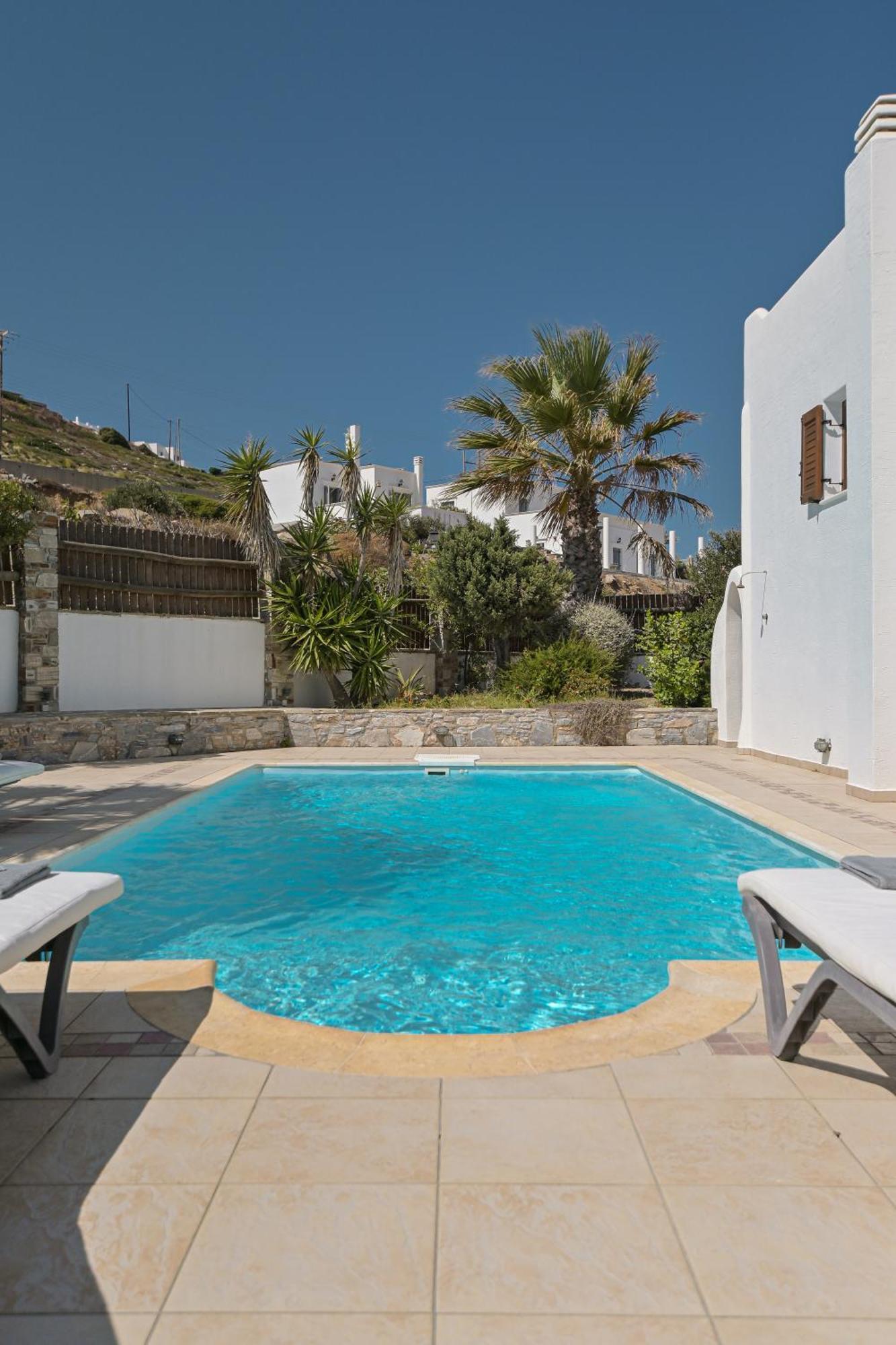 4 Bedroom Villa Valerie With Private Swimming Pool Стелида Экстерьер фото